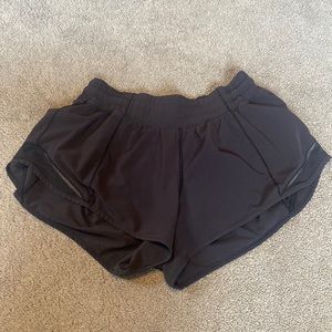 Hottie hot lululemon black shorts